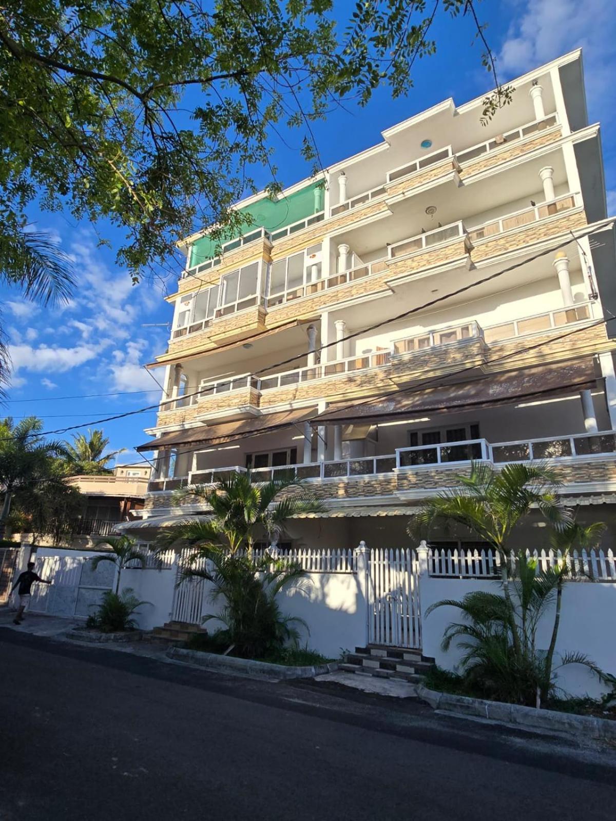 Blue Bay Beach Apartment Exterior photo